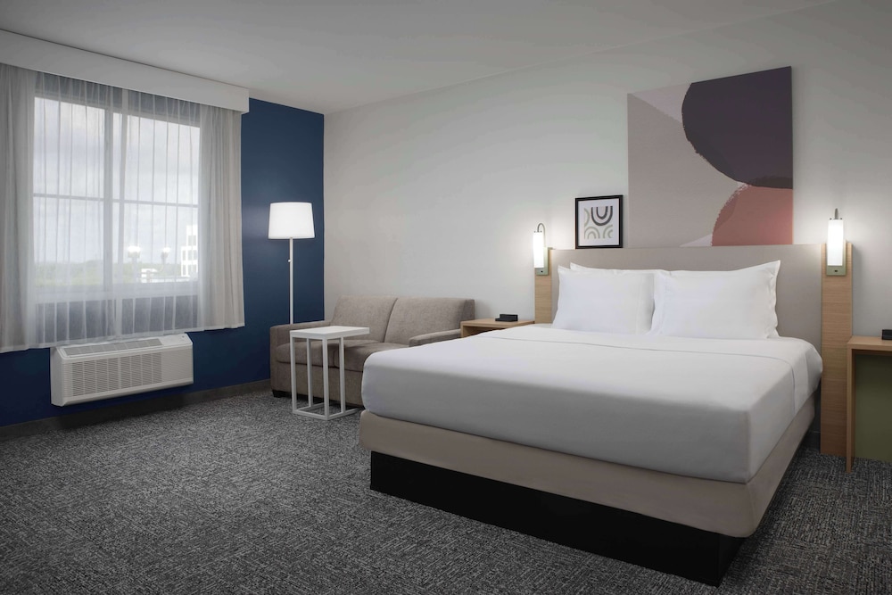 Spark by Hilton Miami Doral - photo 22