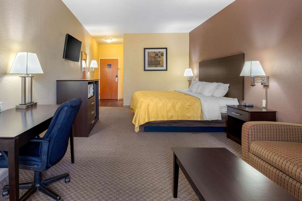 Quality Inn West Memphis I 40 - photo 9