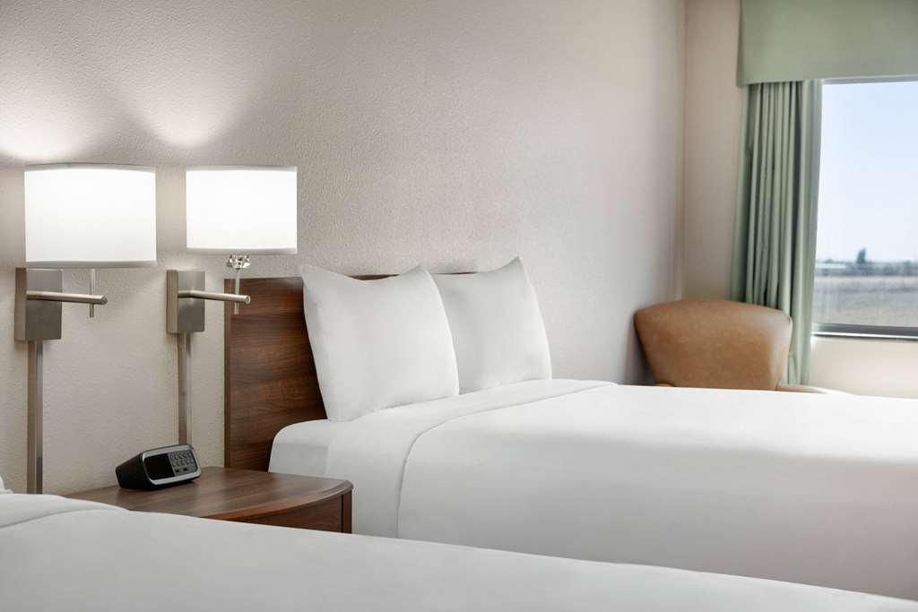 Travelodge by Wyndham Vaughn - photo 20