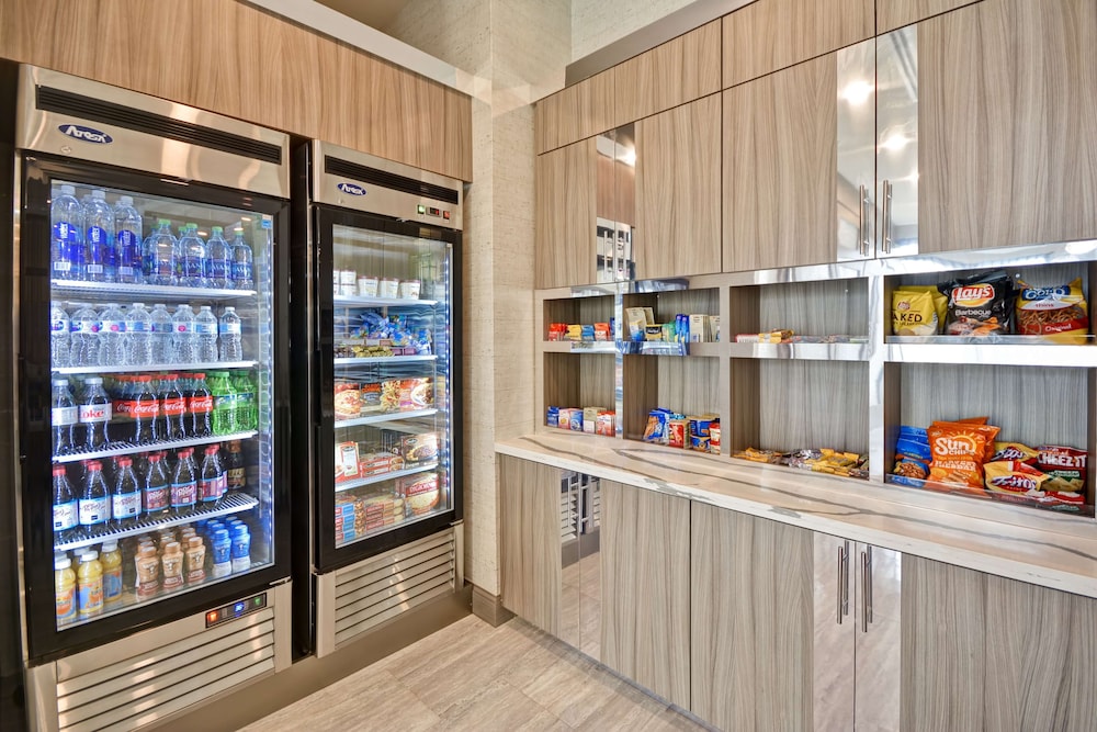 Homewood Suites by Hilton Conroe - photo 34