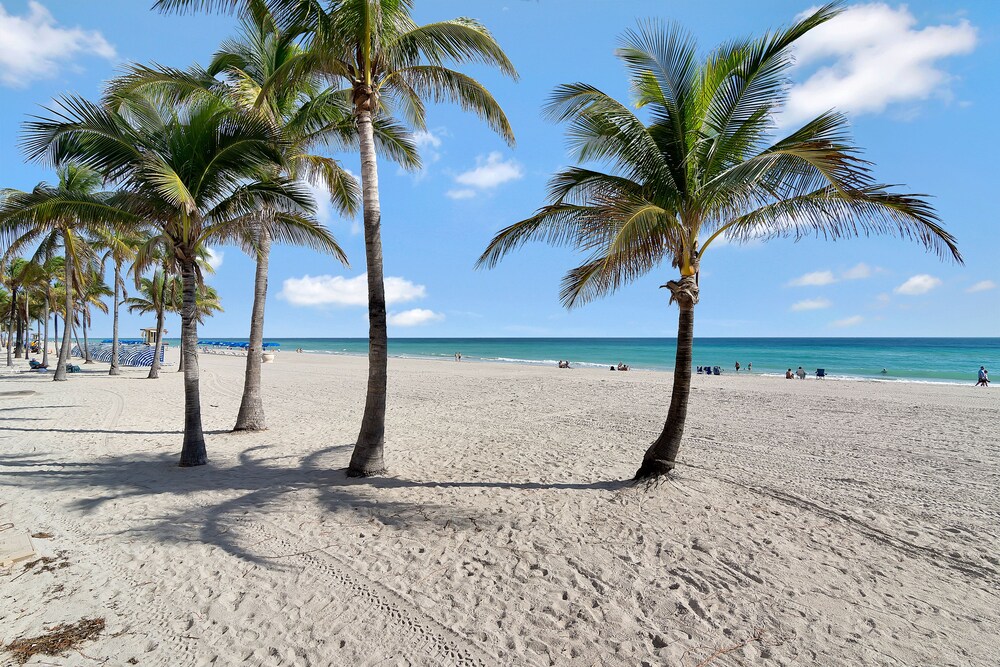 Beach Rooms Inn Hollywood Beach - photo 59