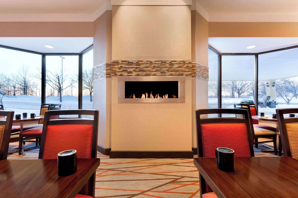 Radisson Hotel Akron Fairlawn - photo 20