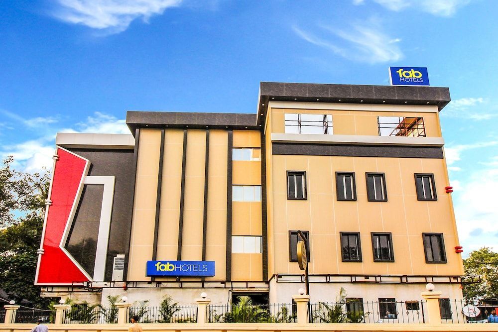 Treebo Phoenix International - last minute hotel in Mumbai