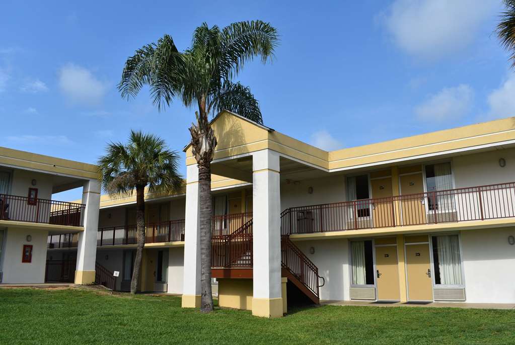 Super 8 by Wyndham Ocala I 75 - photo 6