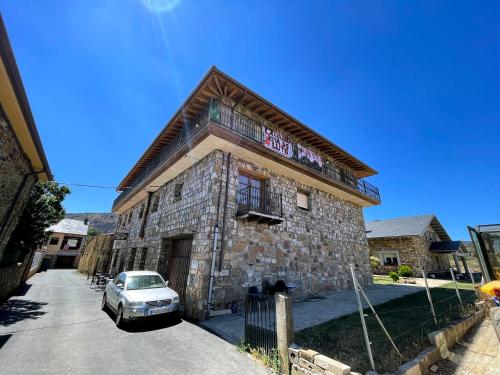 La Guarida de la Lleira pet-friendly hotel Ferreras De Arriba