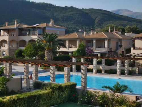 Villa Mealina — 4-Star Luxury Hotel in Nafpaktos, Greece
