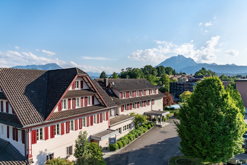 Hotel Restaurant Balm Meggen — hotel in Meggen