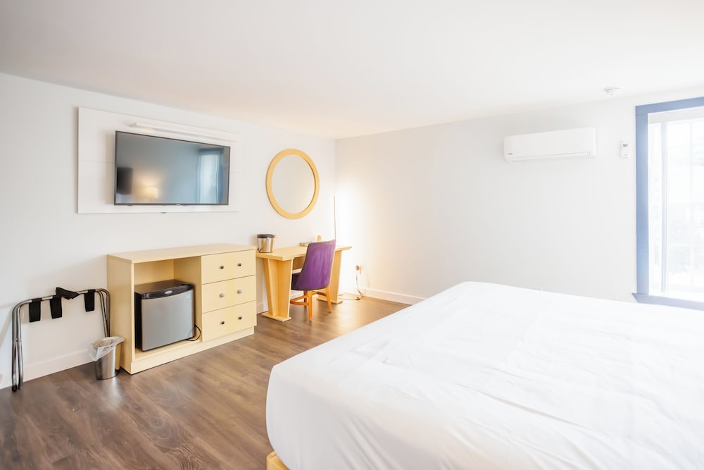 Hotel Callista - photo 22