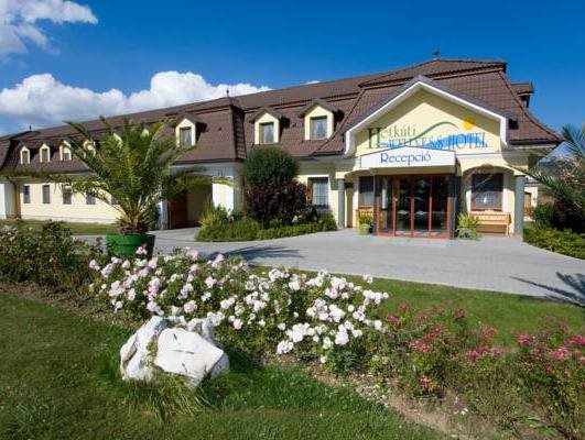 Hétkúti Wellness Hotel in Mor, Hungary