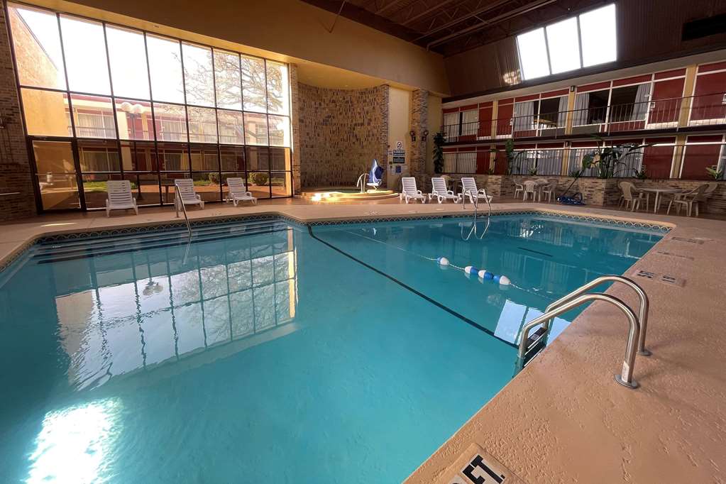 Baymont by Wyndham Stillwater - photo 4