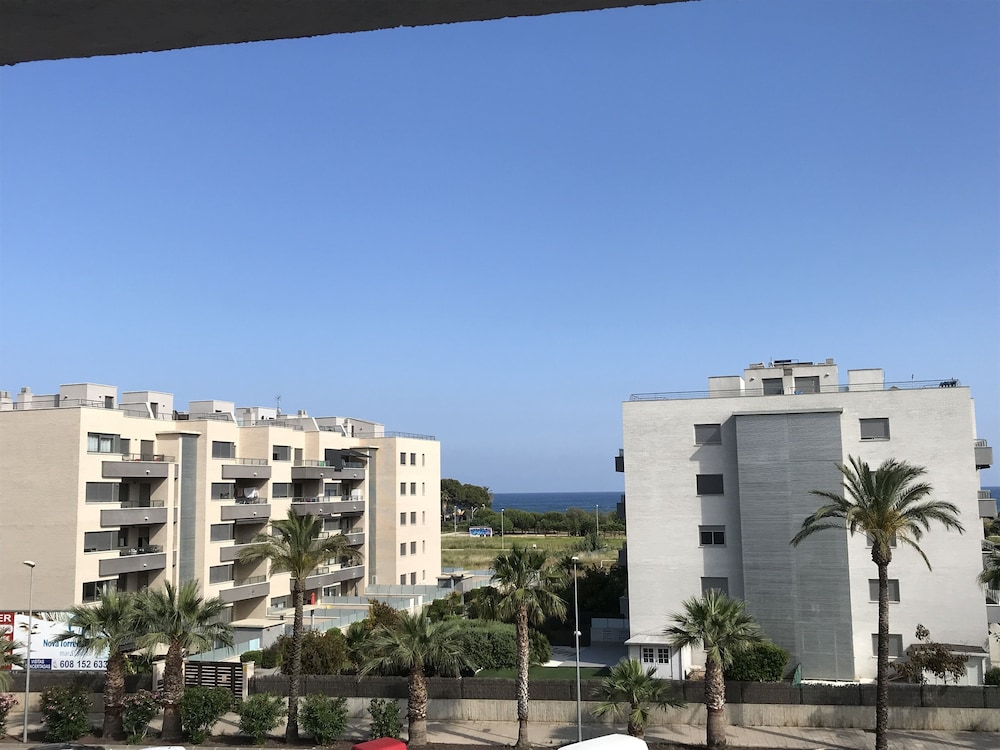 Hotel Torredembarra — hotel in Torredembarra