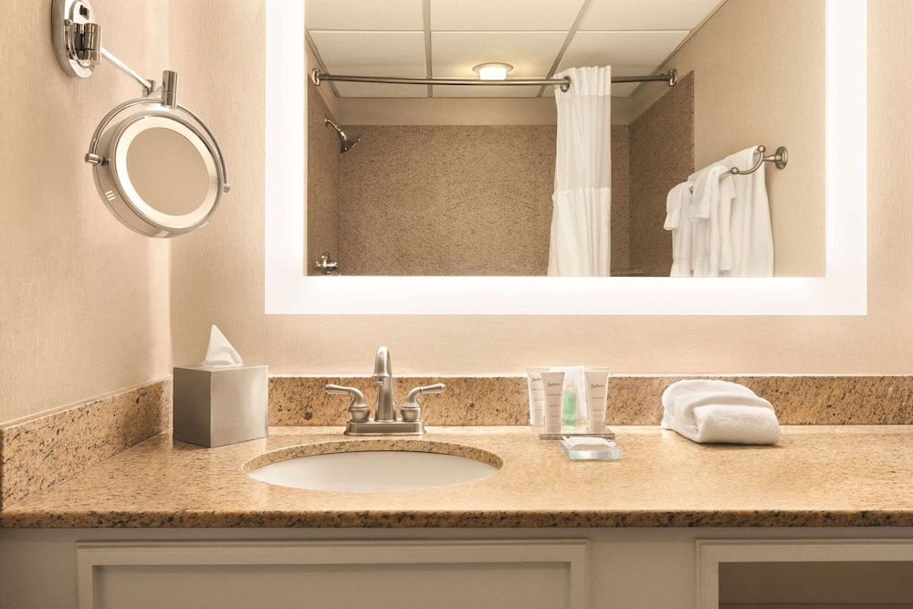 DoubleTree by Hilton Providence Airport Warwick - photo 10