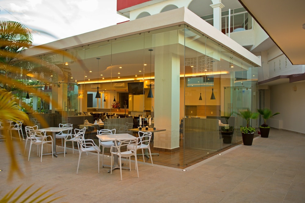 Food court
