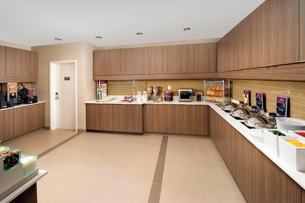 Residence Inn Miami Airport West Doral - photo 43