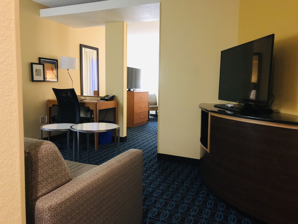 Fairfield Inn & Suites by Marriott Denver Tech Center South - photo 15