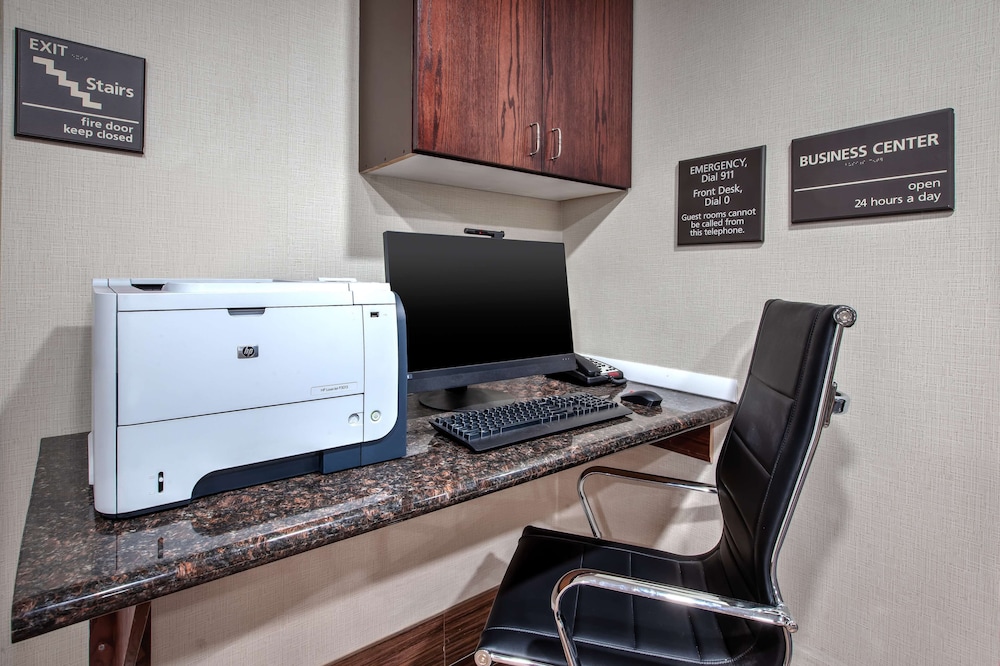 Hampton Inn Clarion - photo 63