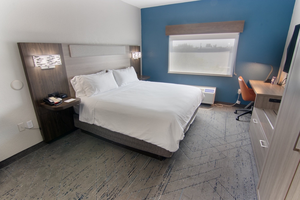 Holiday Inn Express & Suites Ft. Lauderdale Airport West by IHG - photo 18