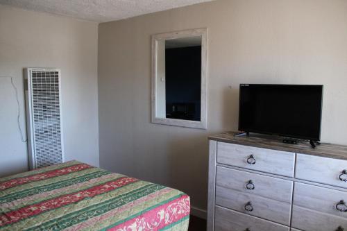 Flagstaff Motel - photo 6
