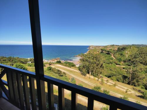 Bonito Duplex Con Vistas Al Mar — Comillas