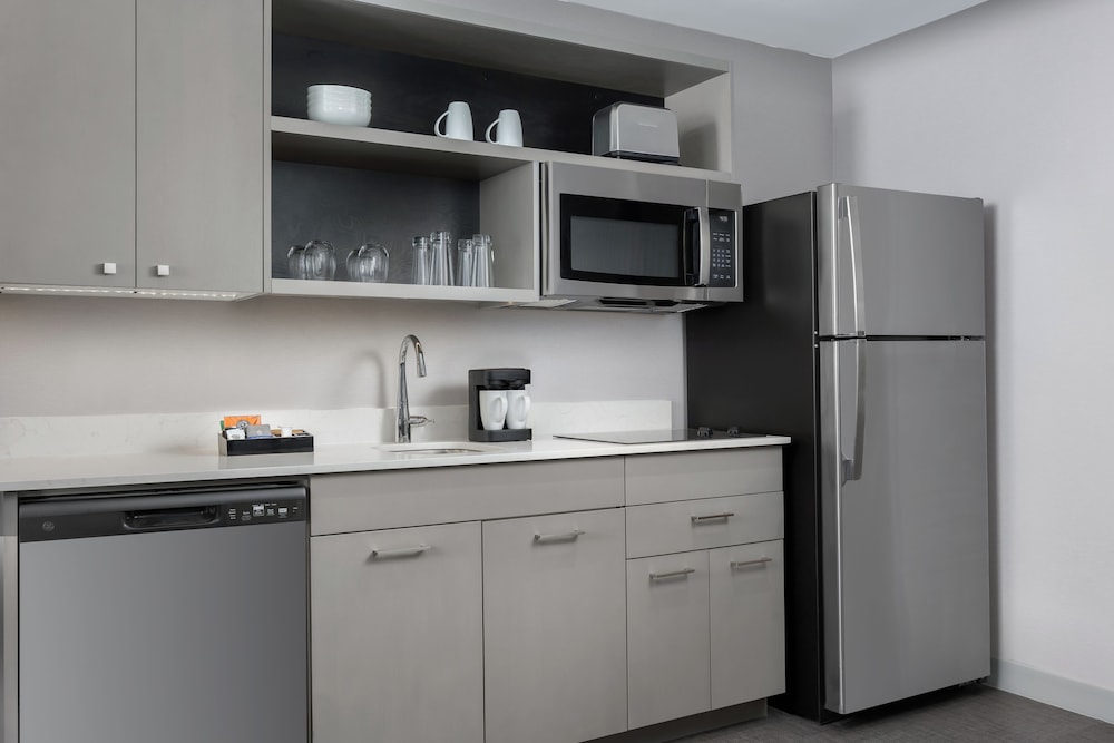 Homewood Suites by Hilton Newport Cincinnati - photo 16