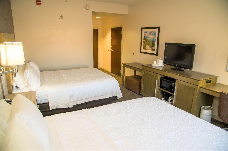 Hampton Inn Lewisburg - photo 39