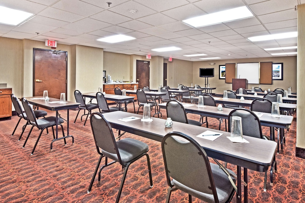Hampton Inn Huntington Barboursville - photo 27