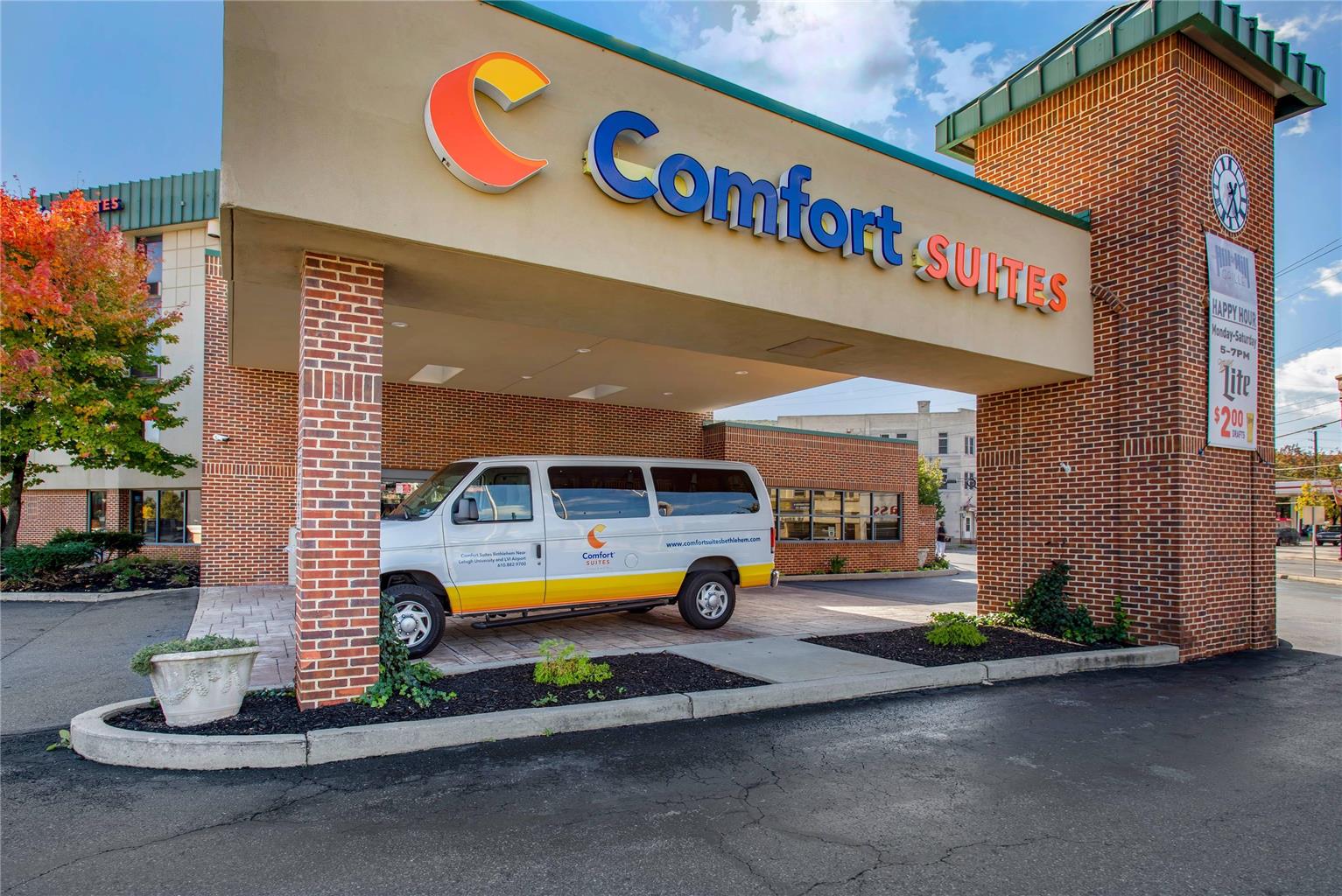 Comfort Suites Bethlehem Near Lehigh University and LVI Airport - carbon neutral hotel in Bethlehem