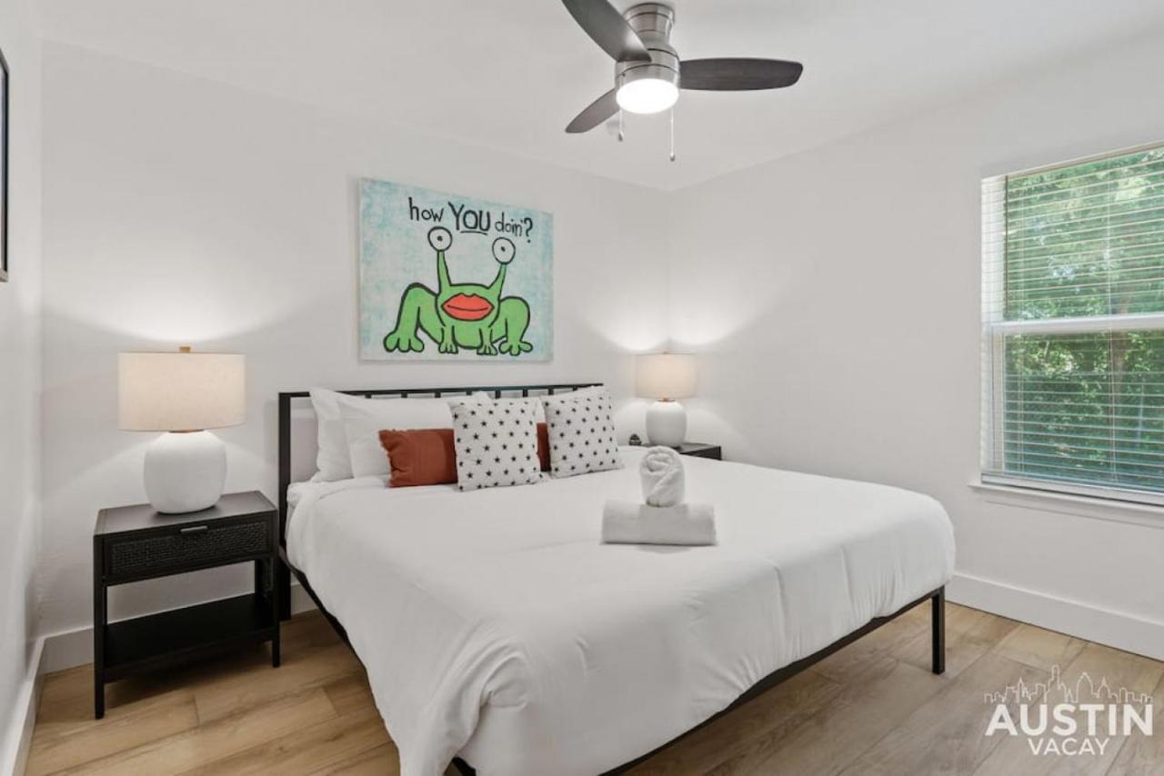 Recently Renovated E Austin Duplex and Free Parking in Austin, United States