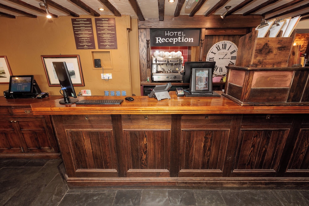 Dovey Inn — Llanrug — photo 2