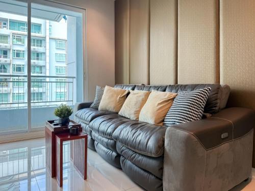 High Floor near Petchaburi MRT