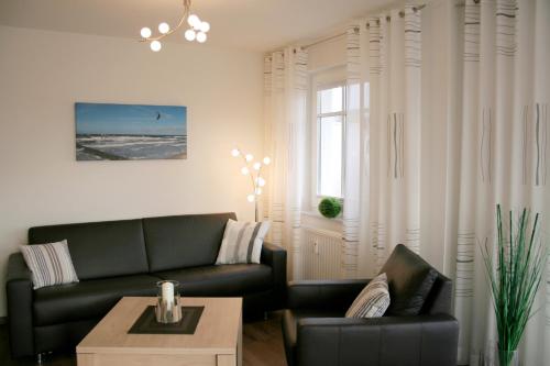 Lindenstrasse 6 Wohnung 4 — 4-Star Luxury Hotel in Zingst, Germany