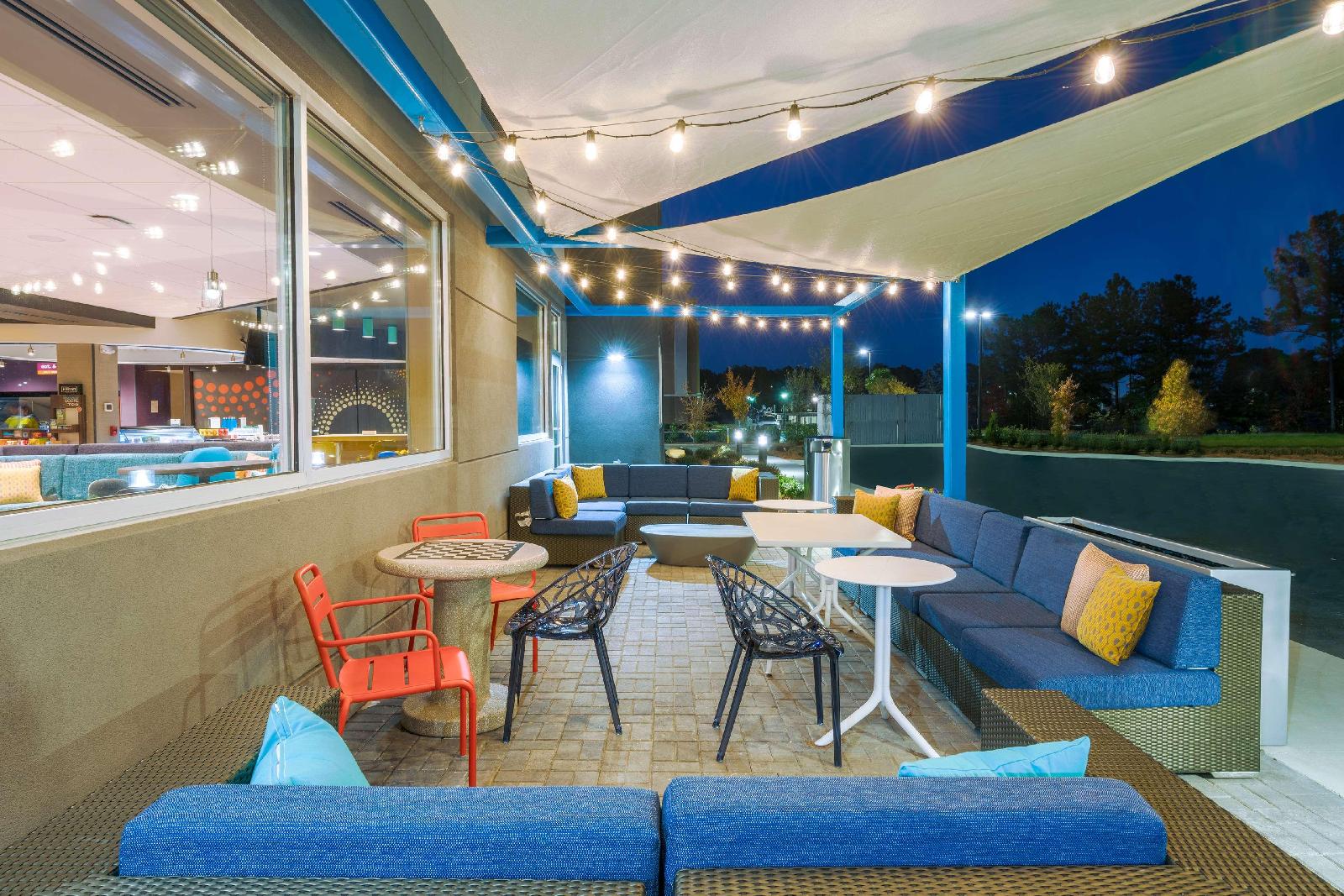 Tru by Hilton Savannah Airport - photo 3