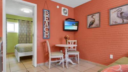 Beach House Hotel - photo 17