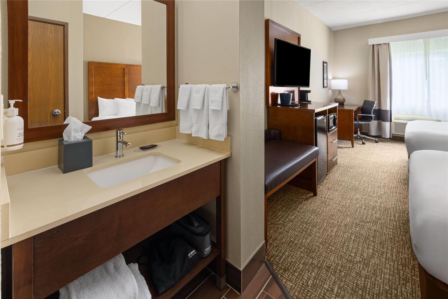 Wingate by Wyndham Pittsburgh New Stanton - photo 22