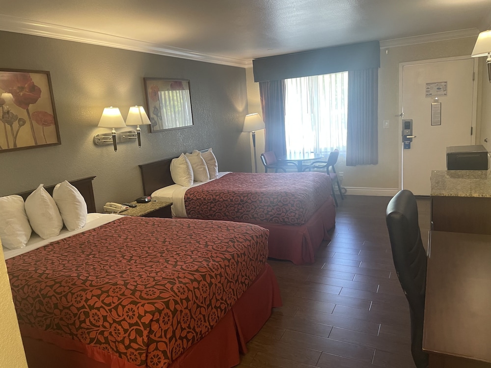 Hospitality Inn San Bernardino Redlands - photo 7