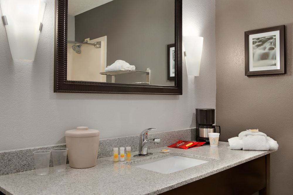 Hotel Kinder Express Near Coushatta Resort - photo 4