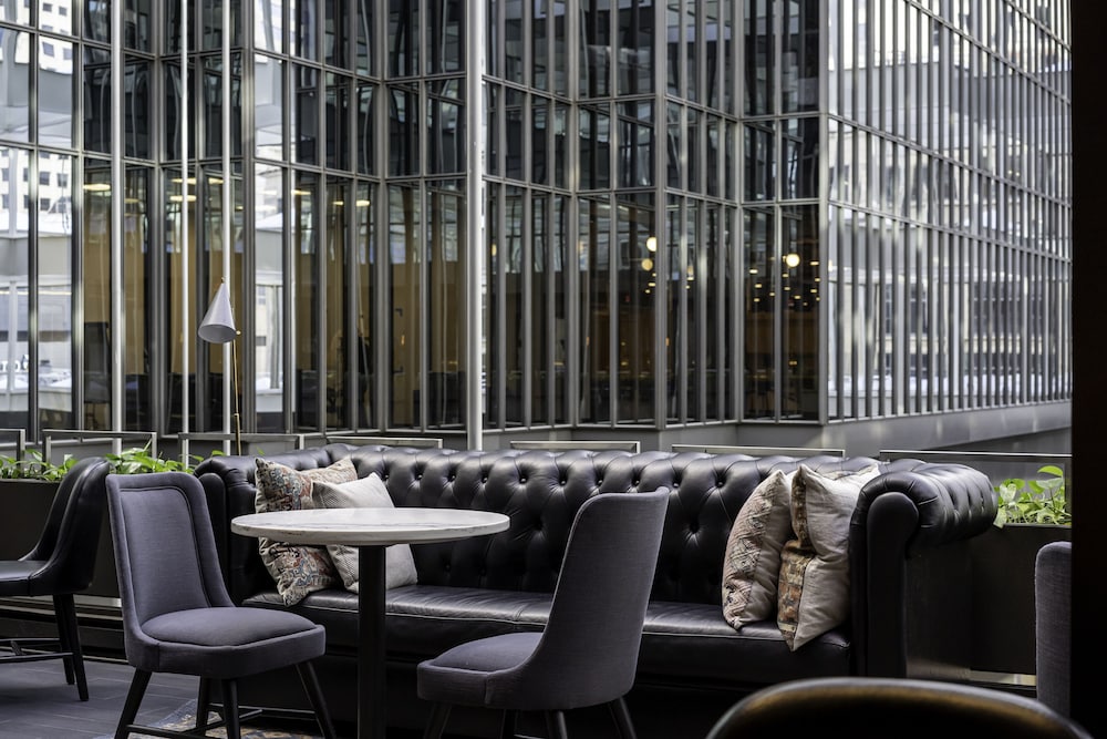 The Marquette Hotel Curio Collection by Hilton - photo 4