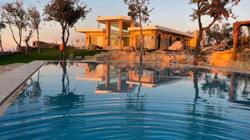 Villa Galli & Leo — 4-Star Luxury Hotel in Jbail, Lebanon