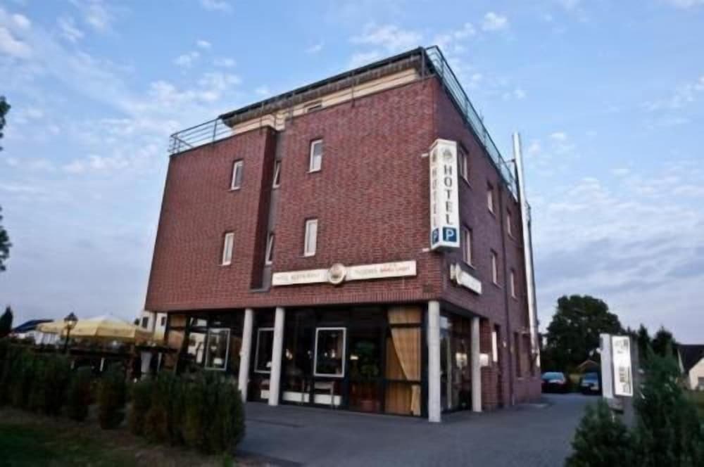 Hotel Manu in Paderborn, Germany