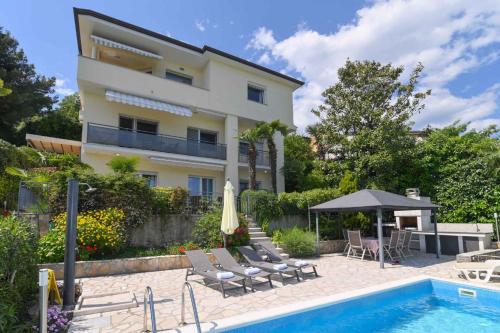 Apartment near Opatija Port in Volosca — 4-Star Luxury Hotel in Opatija, Croatia