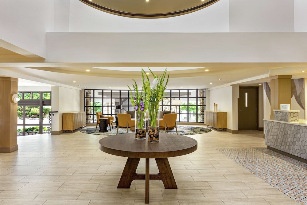Hilton Garden Inn Monterey - photo 7