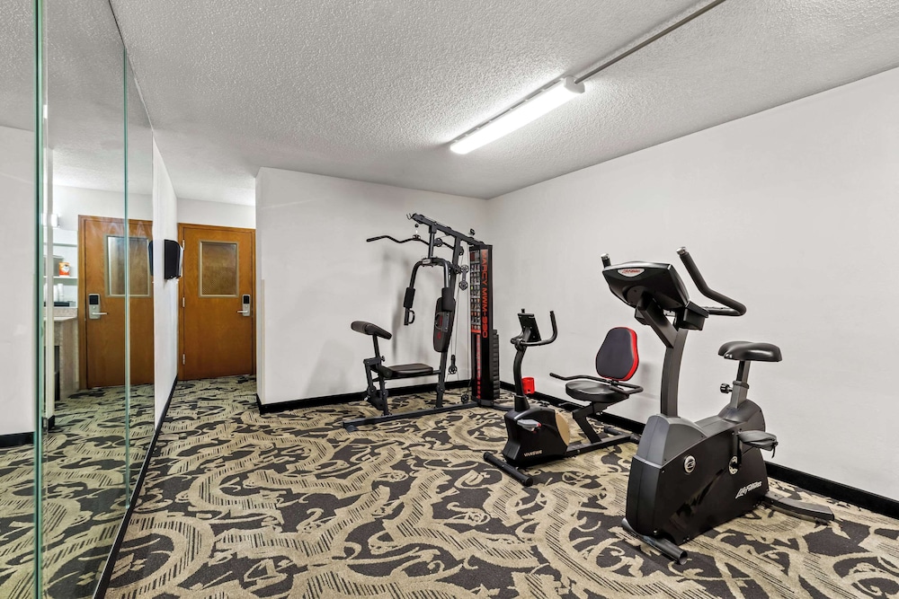 Quality Inn Marietta near Dobbins ARB - photo 33