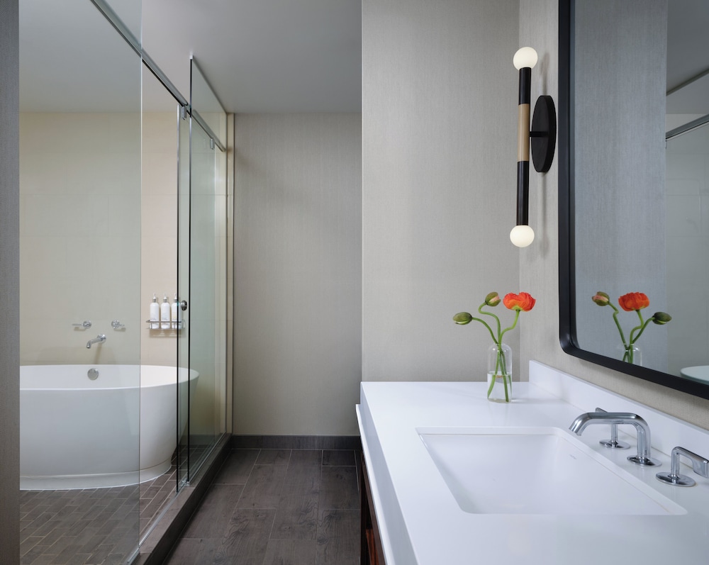 Kimpton Hotel Palomar Phoenix Cityscape by IHG - photo 24