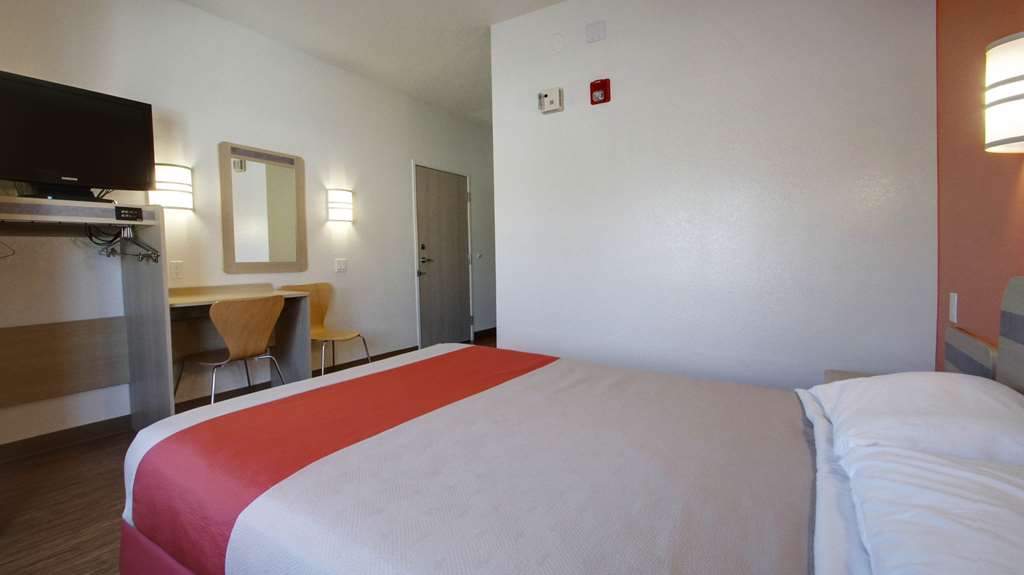 Motel 6 Lehi UT Thanksgiving Point - photo 7