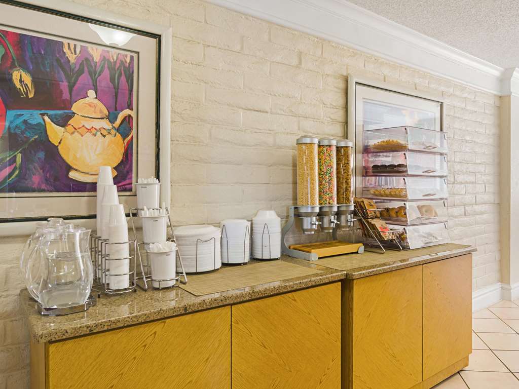 La Quinta Inn by Wyndham Denver Northglenn - photo 52