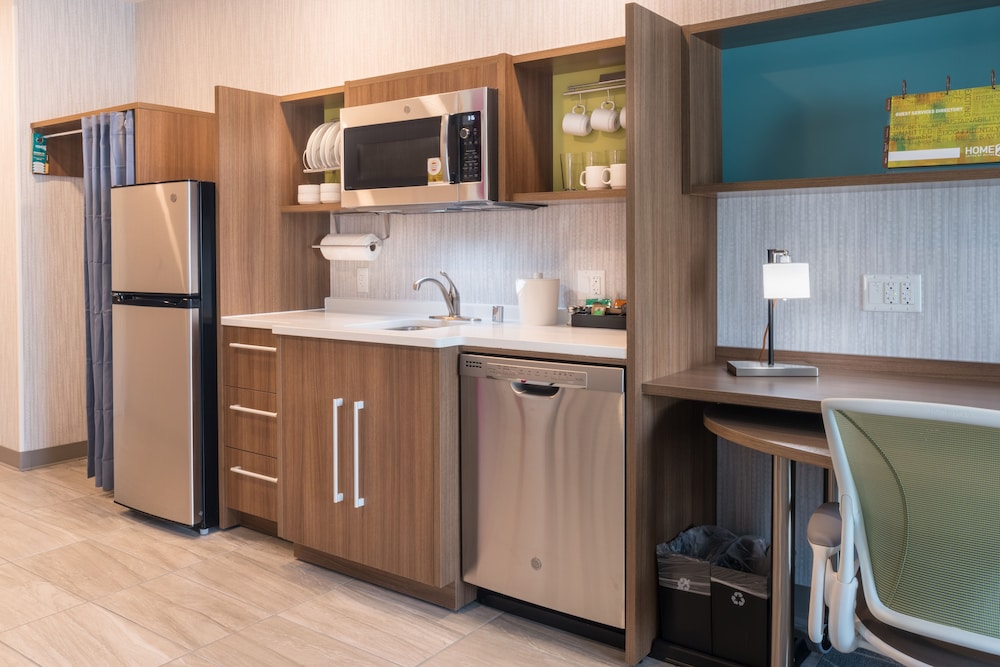 Home2 Suites by Hilton Temecula - photo 18