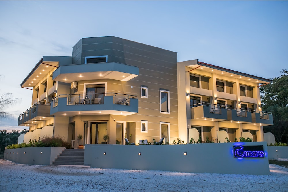 Gmare — 4-Star Luxury Hotel in Polygyros, Greece