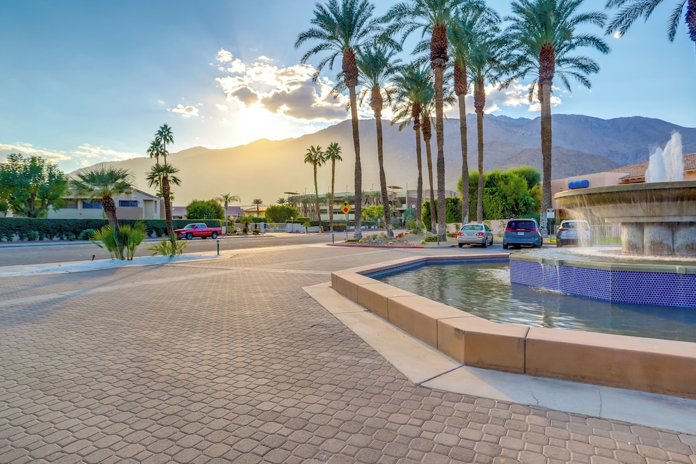Resort Amenities: Updated Palm Springs Villa - photo 30