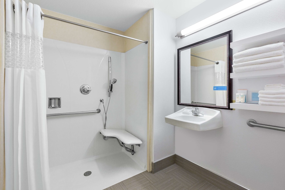Hampton Inn & Suites Mountain View - photo 39