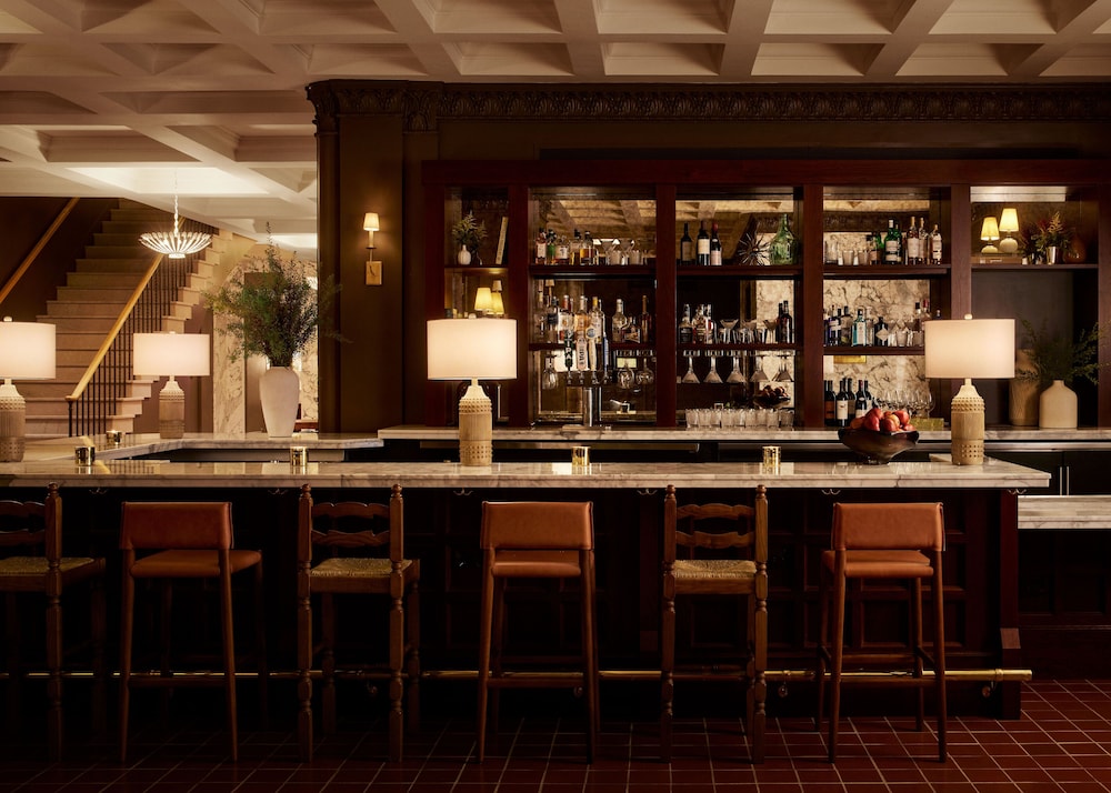 Pasadena Hotel & Pool - photo 41